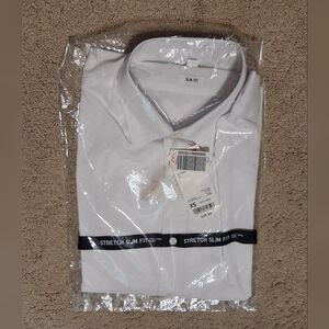 NWT Uniqlo Easy Care Stretch Dress Shirt
